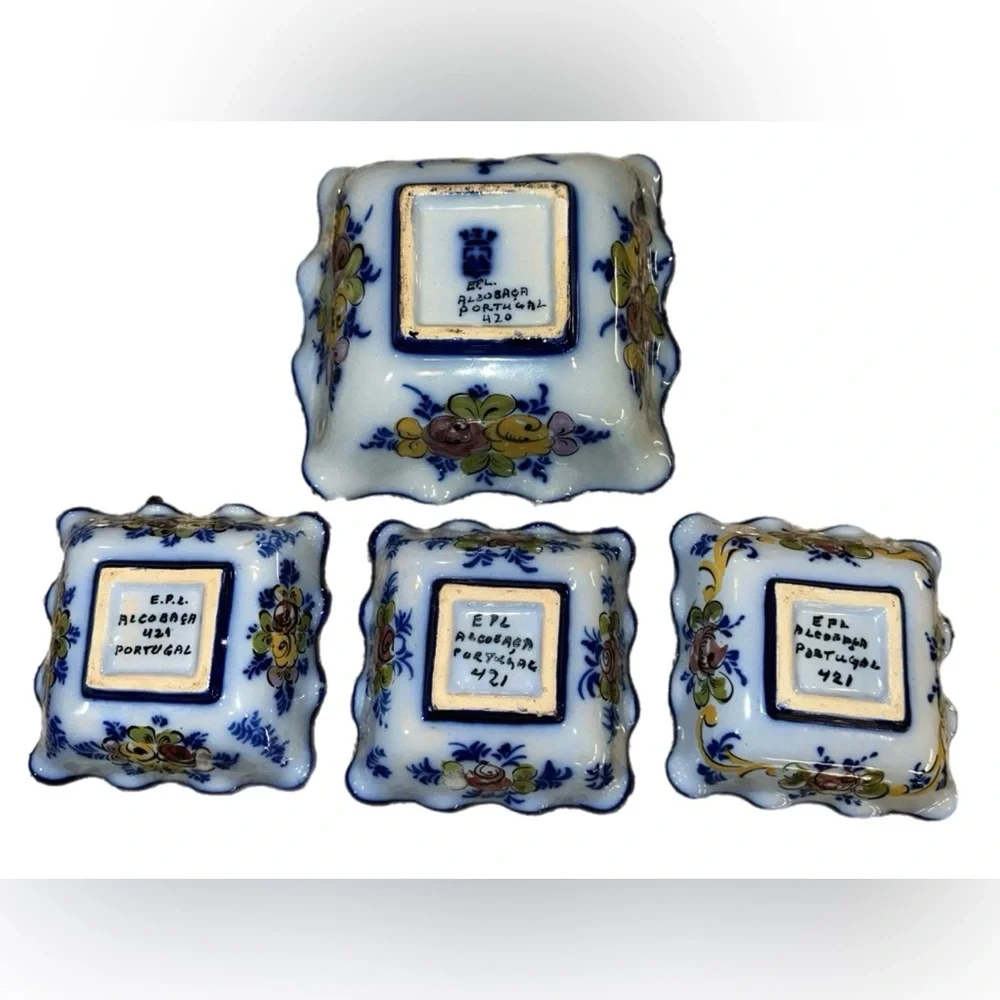 VTG Vestal Alcobaça Portugal Hand Painted Floral Faience Nut Bowls - Set of 4